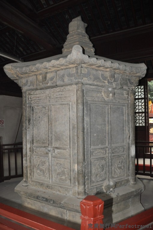 DSC_1380_01.JPG