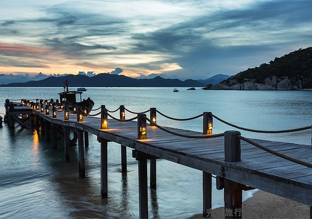 640x450_jetty_at_dusk.jpg