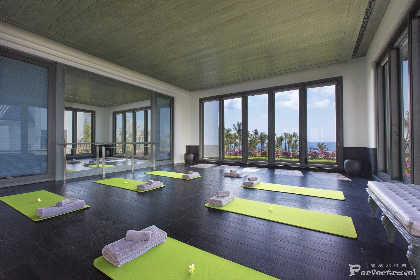 ٤ Yoga Room.jpg