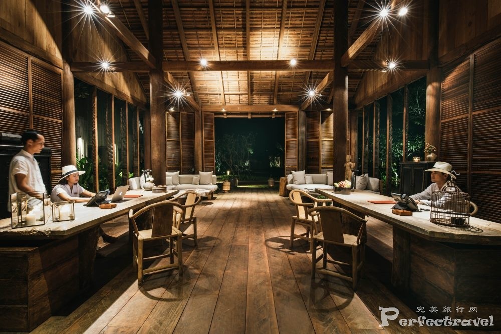 Reception 6.JPG