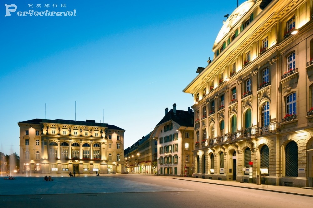 Bern_Parliament_Square.JPG
