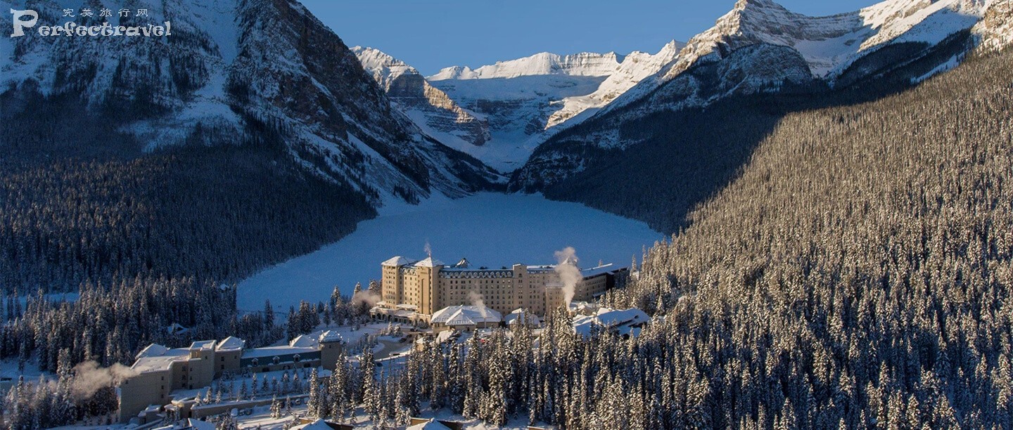 CLL_1024720_Winter-Signature-Shot-Fairmont-Chateau-Lake-Louise.jpg